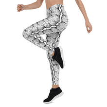 Load image into Gallery viewer, Snakeskin Print Leggings (White)

